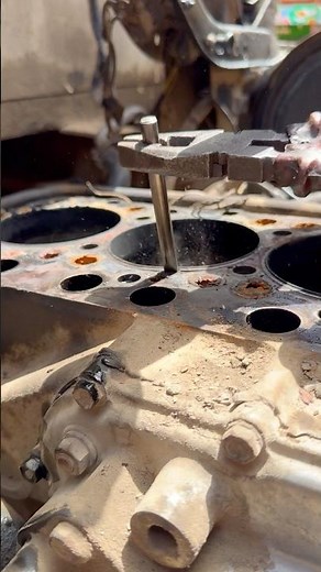 Damage Cylinder Liner Removing For Expert Method #cylinderliner #shorts #mechaniclife #fyp #ytshorts
