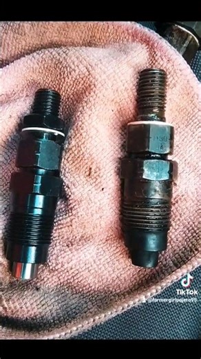New fuel injectors vs old ones #automotive #fuelinjectors