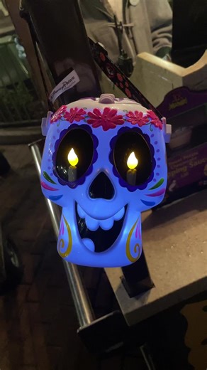 New Disney Parks Coco Floral Skull Sipper #Disney #Disneyland #Coco #californiaadventure #Newmerch #Halloween #diadelosmuertos #Mickeymouse #Minniemouse #Goofy #pluto #Donaldduck #daisyduck
