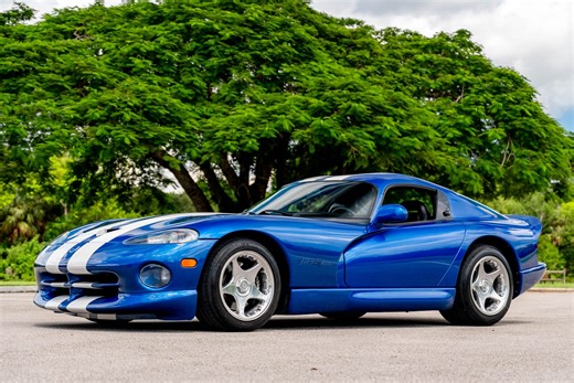 No Reserve: 18k-Mile 1997 Dodge Viper GTS