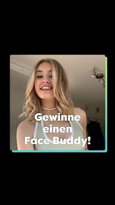 Vivage on Instagram: "OMG 🤯 Lange war es ein Big Secret. Jetzt ist es offiziell!🥁 Vivage verfolgt das Ziel, euch auf viele Arten, das Leben zu vereinfachen; sei es bei Problemen in der Schule 🧑‍🏫 bei Konflikten 🤬 in Beziehungen 💏 oder bei was auch immer euch gerade beschäftigt 🙌🏼 Bekannterweise sind auch unreine Haut und lästige Pickel ein gängiges Problem im Jugendalter 🙈 Um euch nicht nur über Social Media Tipps und Tricks gegen unreine Haut geben zu können, lancieren wir AB MORGEN 12