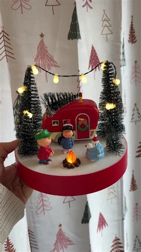 Puffer Jacket Snoopy: A Christmas Treasure