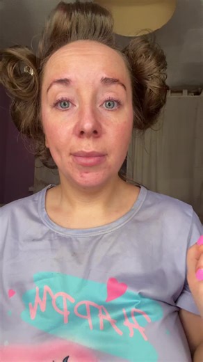 Remove my pin curls with me, which side comes out better shark side or Dyson side? #Dyson #shark #foryoupage #fyp #dysonvsshark