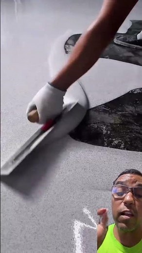 Renovate your floor with liquid granite easily, quickly, and without demolition.