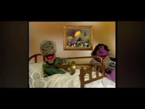 The Muppet Show - Ying Tong Song (Disney Channel Airing)
