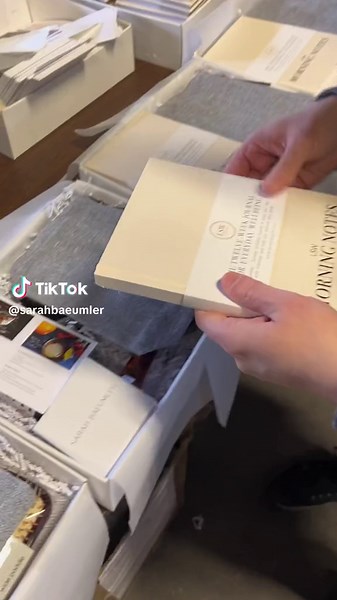 Let's flashback to the Sarah Delivered Spring Box 🌸 The Sarah Delivered Box is a delightful seasonal gift box showcasing a carefully curated collection of products that I personally use and love. Each box features exclusive SB products as well as home decor, fashion accessories and natural beauty products, these gift boxes are truly one of a kind. Now, get ready for Sarah Delivered Summer! Mark your calendars for Thursday, May 18th, as this limited-edition box will be launched. With limited qua