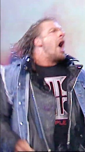 Triple H's earth-shattering return at MSG in 2002