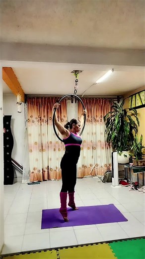 #ulahoop #aerialhoop #aerialaddict #serfeliztransforma #nuncaestardeparaempezar