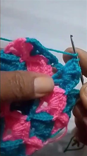 Crochet Fan Stitch| Beautiful Two Color Row Crochet Pattern for Shawls|Poncho #crochetfanstitch