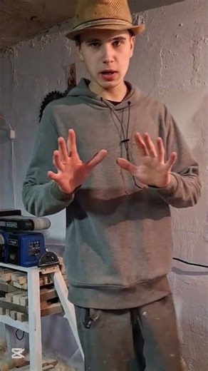 Chętnie poznam wasze historie... #stolarstwo #wood #woodworking #drewno 18 latek 18 letni stolarz