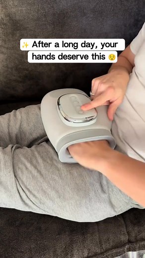 Soothe Tired, Aching Hands — Every Day. HandSoothe uses gentle heat and light air pressure to relax stiff joints, improve circulation, and ease hand pain in minutes. Designed for comfort and simplicity — no appointments, no effort, just pure relief at home. 💆‍♀️ Perfect for easing daily tension or gifting to someone you love. | Home Gains