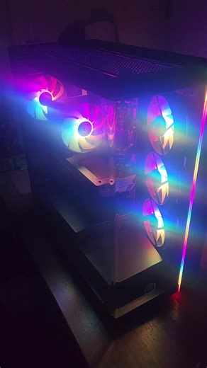 Alienware style PC gaming rig