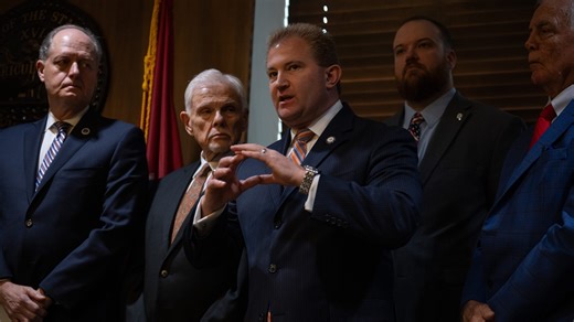 House passes bill criminalizing presence in TN after deportation order