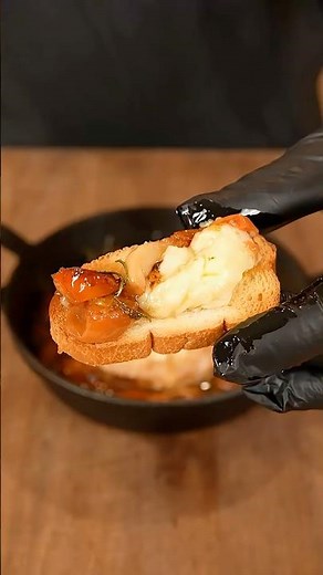 Baked Brie with Tomato Confit