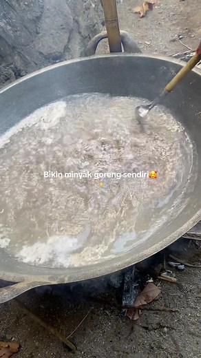 Cara Membuat Minyak Kelapa Sendiri di Rumah (Langkah Mudah)