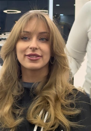 Stylish Layered Haircut Tutorial