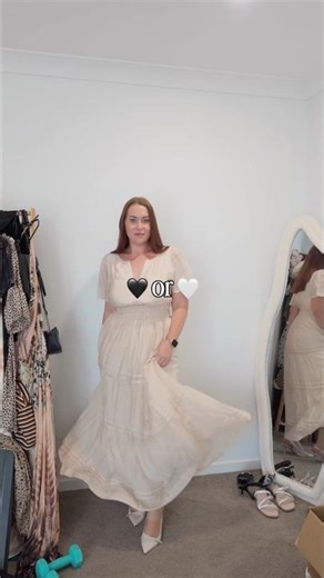 🖤 or 🤍 which is better?