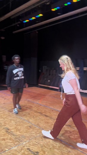 Donna and the Dynamos Sing 'SOS' from Mamma Mia!