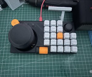 Open Source Space Mouse and Macro Keyboard (Fusion 360, STEP and Source Included)