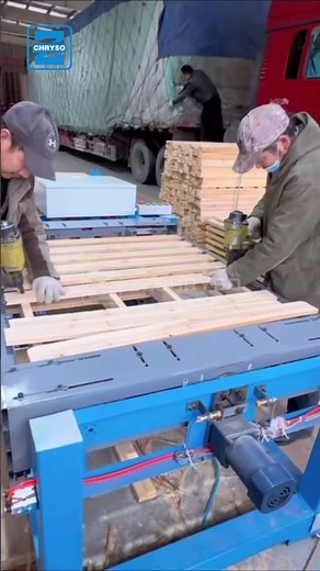 Cheap manual pallet assembly machine with nail gun #pallet #pallets #woodpallet #woodworking