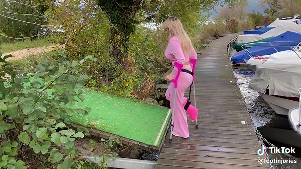 footinjuries (@footinjuries)’s videos with original sound - footinjuries