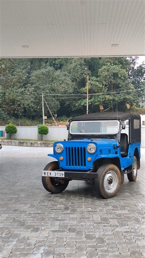 Classic Soul: 80`s metal in a modern world. 🌍 Mahindra jeep #shorts#jeep#mahindra #rebasing