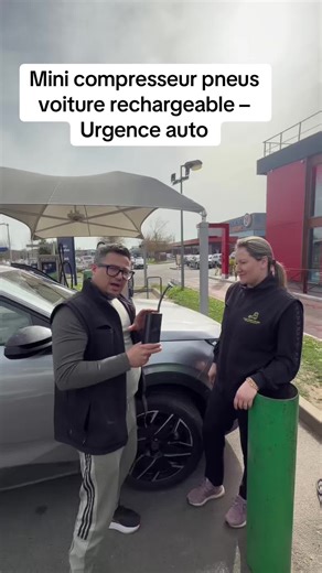 Mini compresseur pneus voiture rechargeable – Urgence auto. #auto #voiture #voitureallemande re
