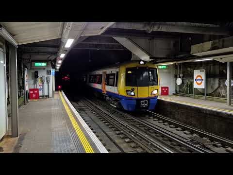 Trains at Rotherhithe (24th January 2026)