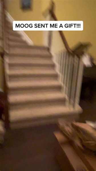 Theremin Music: Alien Sounds & Biden?!