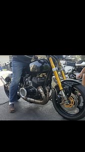 1 of a kind case reeded Kawasaki H2 750! #kawasaki #2stroke #Motorcycle #classicmotorcycle #fblifestyle | Pete's Classic Cycle