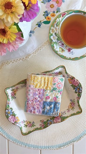 EPP & Slow Stitching ❤️ on Instagram: "I finished this sweet Little Patches Folded Needle Book yesterday. A quick fun make using those little scraps of fabric and some mindful stitching. Look out for a pattern/online video class for this project in the New Year! . . . . Tags Slow stitching Embroidery Scrap fabric Patchwork Hand stitched Needle book"