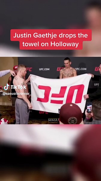 Justin Gaethje Drops The Towel On Max Holloway