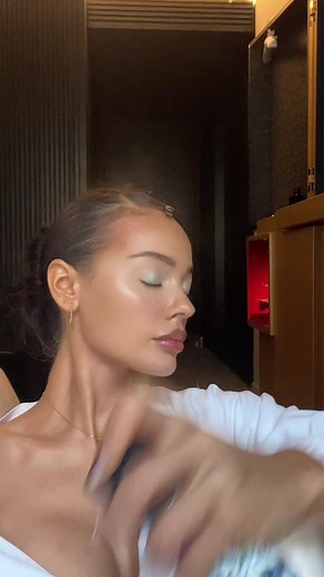 i tried something new with my makeup today and i LOVE it!!! using the new @maccosmetics collection 🧚‍♀️