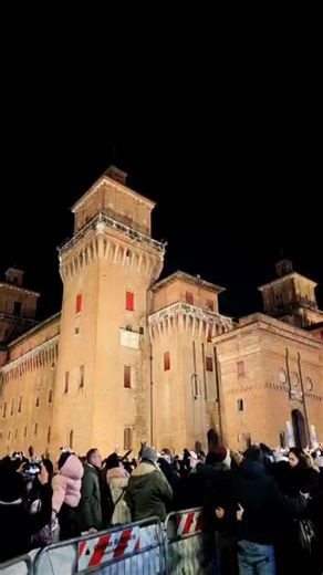 Alan Fabbri on Instagram: "Incendio del castello prima parte. Buon 2026"