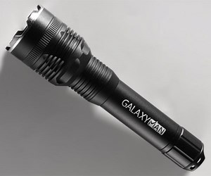 GalaxyMan Long Throw Laser Flashlight Casts a Beam More than a 1/2-Mile Long