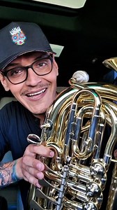 El tutorial más importante! 🔥😬🎶📯 #Estrenando #Mini #Tuba #InstrumentosMusicales #Banda #RegionalMexicano #TDLAInstruments #Musico #Tutorial | El Tubero De Los Artistas