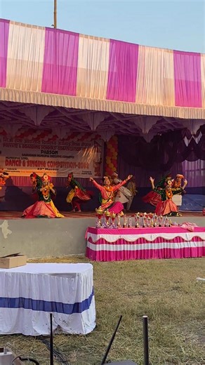 Pradip Khadka on Instagram: "Maruni dance #dancechallenge #dancereels #dancelover #dance #culture #dance"