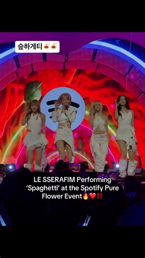 LE SSERAFIM’s Sakura Stuns with Pink Hair at Spotify Event