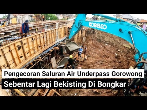 Casting of the underpass water channel, culvert and soon the square culvert formwork will be dism...