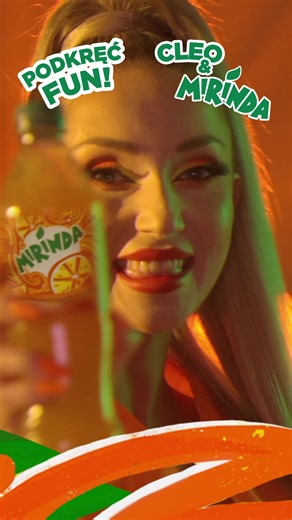 Zainspiruj się pomarańczowym smakiem 🍊Mirinda Orange i podkręć fun tak jak @cleo ! 🧡🎤🎼