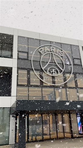 🥶 Winter is coming at PSG Campus! ❄️☃️ | PSG - Paris Saint-Germain