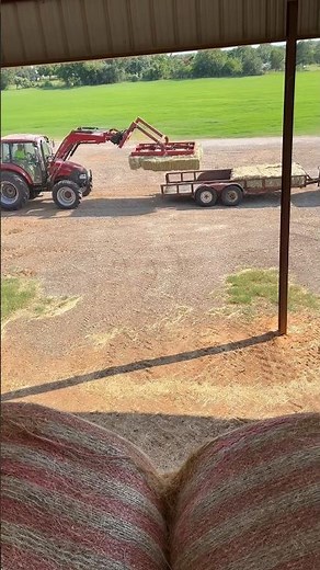 Loading Hay With Case IH 75c & Stephens Grapple