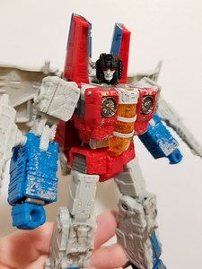 Transformers War For Cybertron: Siege Voyager Starscream Possible Running Change