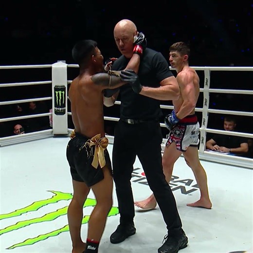 What a CLASH 😱 Can Rodtang take out Takeru at ONE SAMURAI 1?