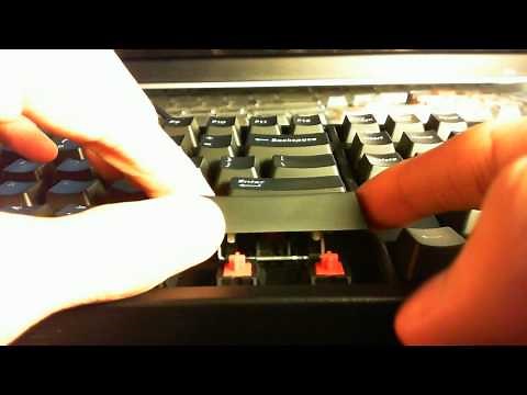 How to change / remove bigger keycaps of a Filco mechanical keyboard