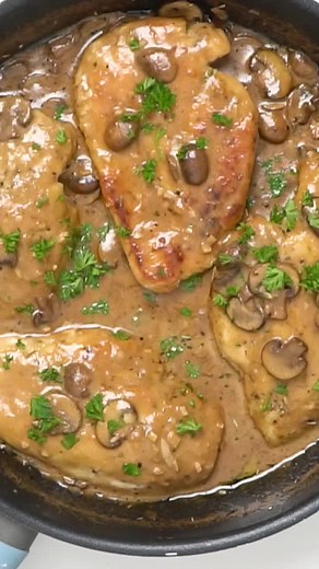 Chicken marsala #chickenmarsala #recipesoftiktok | chicken marsala