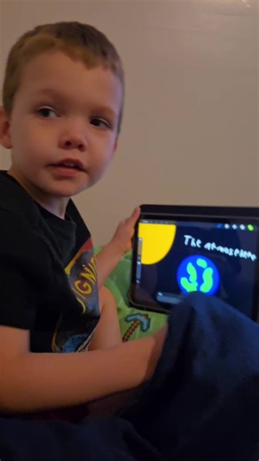 kindergarten lesson of the day #learnontiktok #space #funfacts #weather #didyouknow