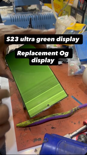 Tariful on Instagram: "Samsung s23 ultra green display"