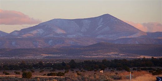 2 men struck by lightning on Humphreys Peak in Arizona