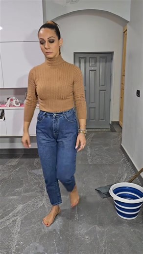 6K views · 135 reactions | 藍藍藍 | Viet Funny Videos | Facebook